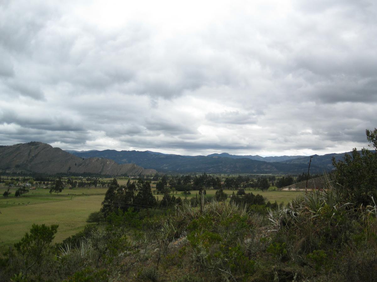 Hotel Campestre Los Duraznos Cucunuba ภายนอก รูปภาพ