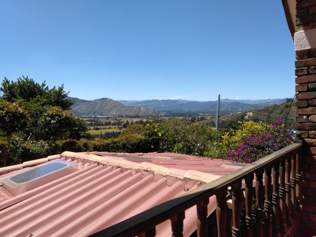 Hotel Campestre Los Duraznos Cucunuba ภายนอก รูปภาพ